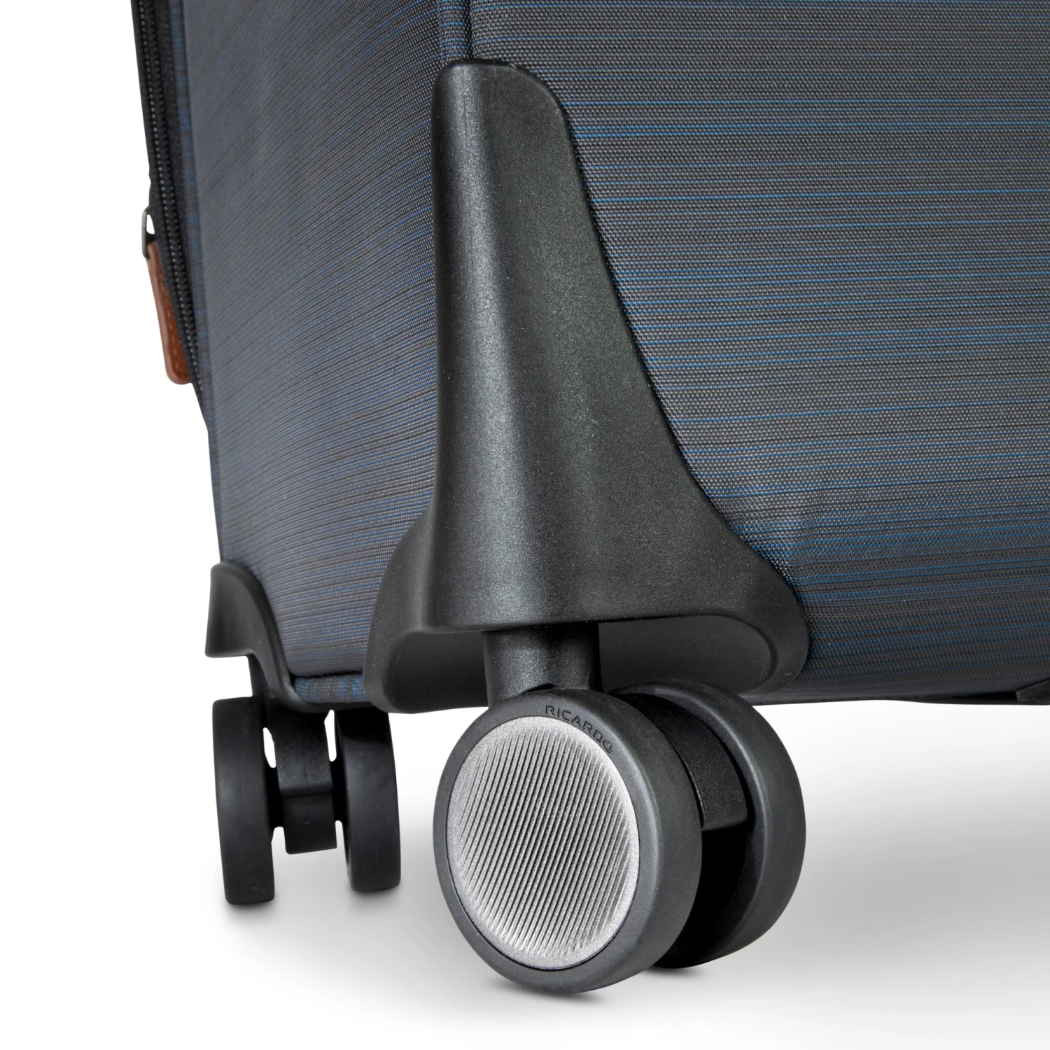 Ricardo Beverly Hills Montecito 2.0 Softside Expandable Luggage With Dual Spinning Wheels, 29" Check In 6 Ricardo Beverly Hills Montecito 2.0 Softside Expandable Luggage With Dual Spinning Wheels, 29" Check In - Image 6