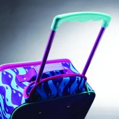 American Tourister Disney Kids' 18" Softside Upright -Selected Fashion Bags Store 06f41ceeaebe51728c911ff33048a7d157e671a724d7b65cbc66efe674aec14f f69ddd3b 0546 4d81 9767 7952f463854d