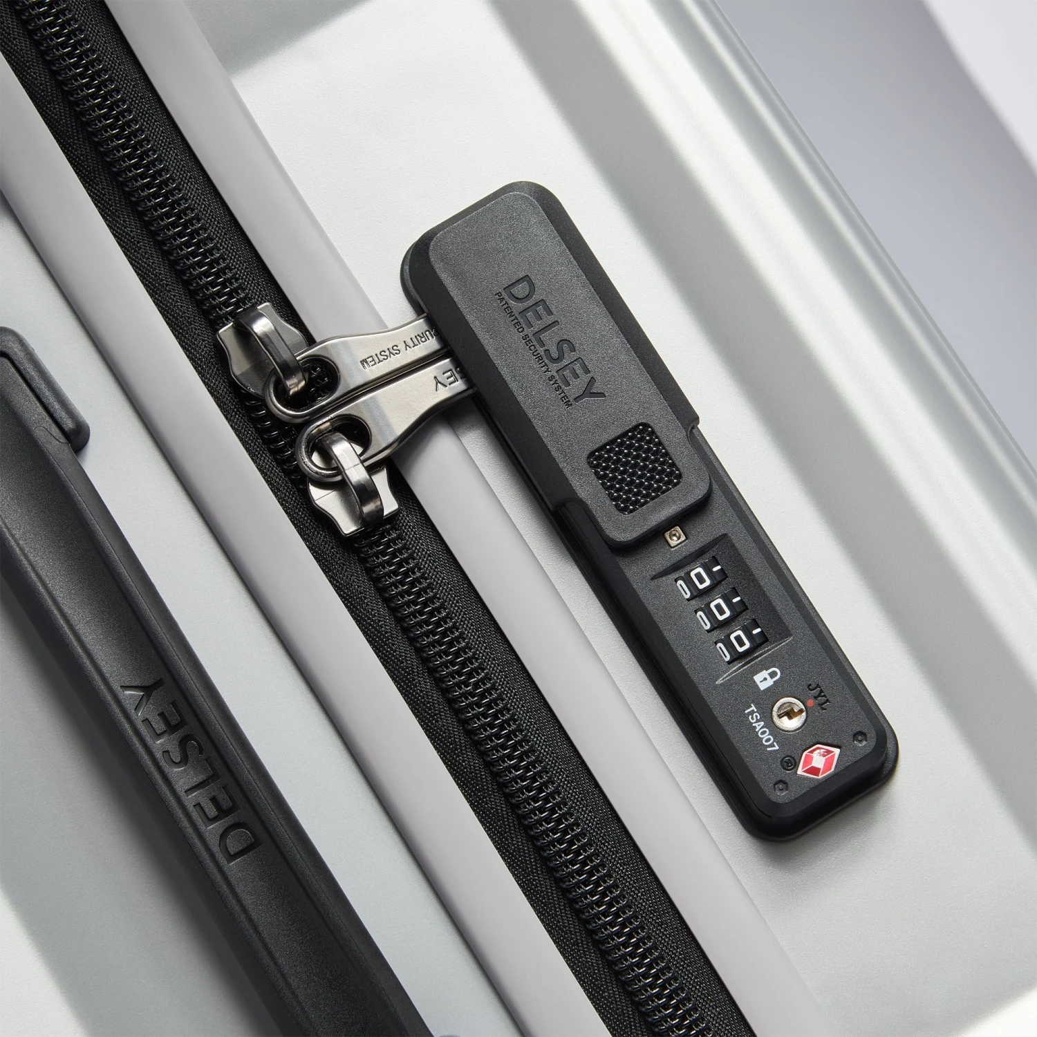 DELSEY Paris Securitime 26" Trunk Spinner 13 DELSEY Paris Securitime 26" Trunk Spinner - Image 13