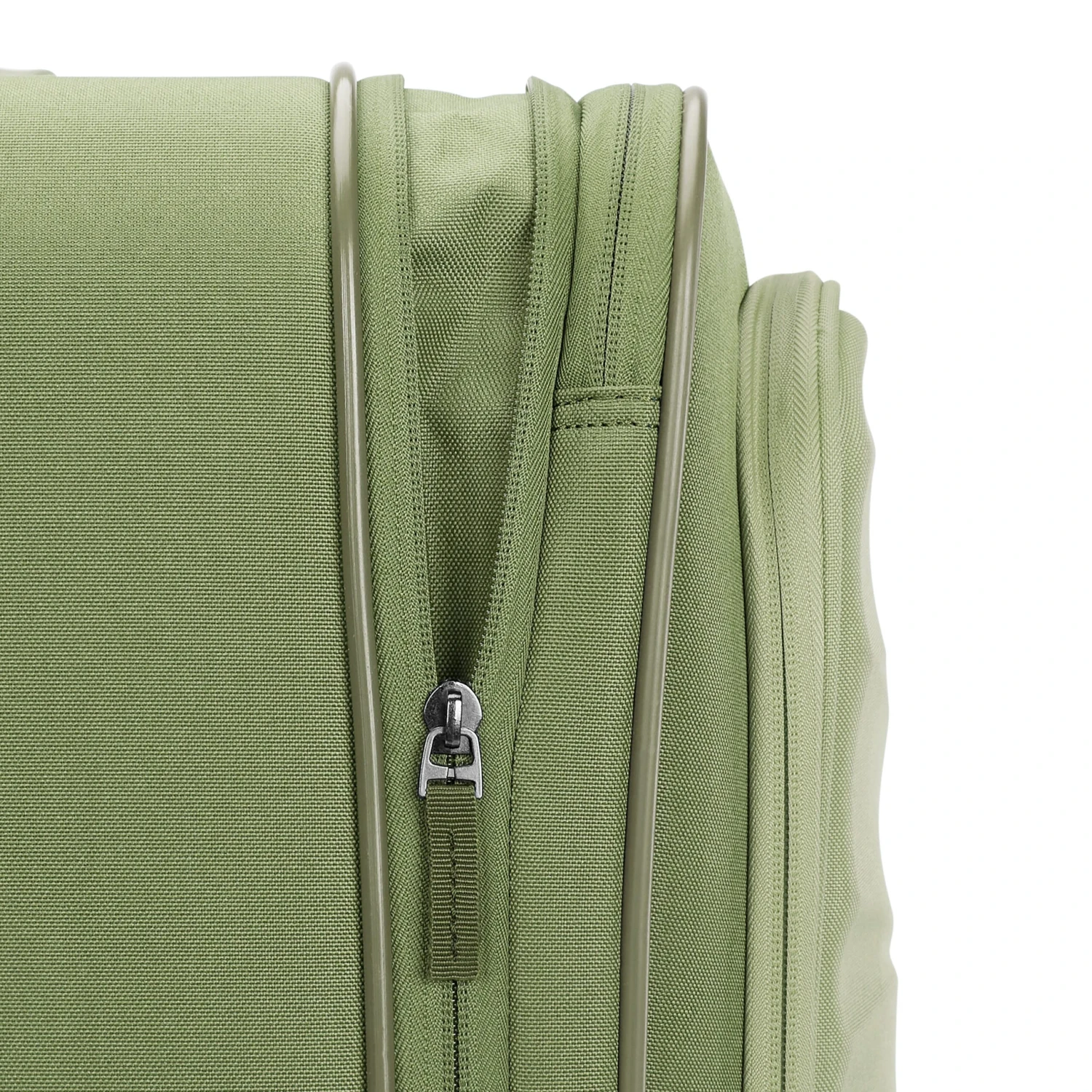 American Tourister Cascade Softside Lightweight Spinner Luggage 3 American Tourister Cascade Softside Lightweight Spinner Luggage - Image 3