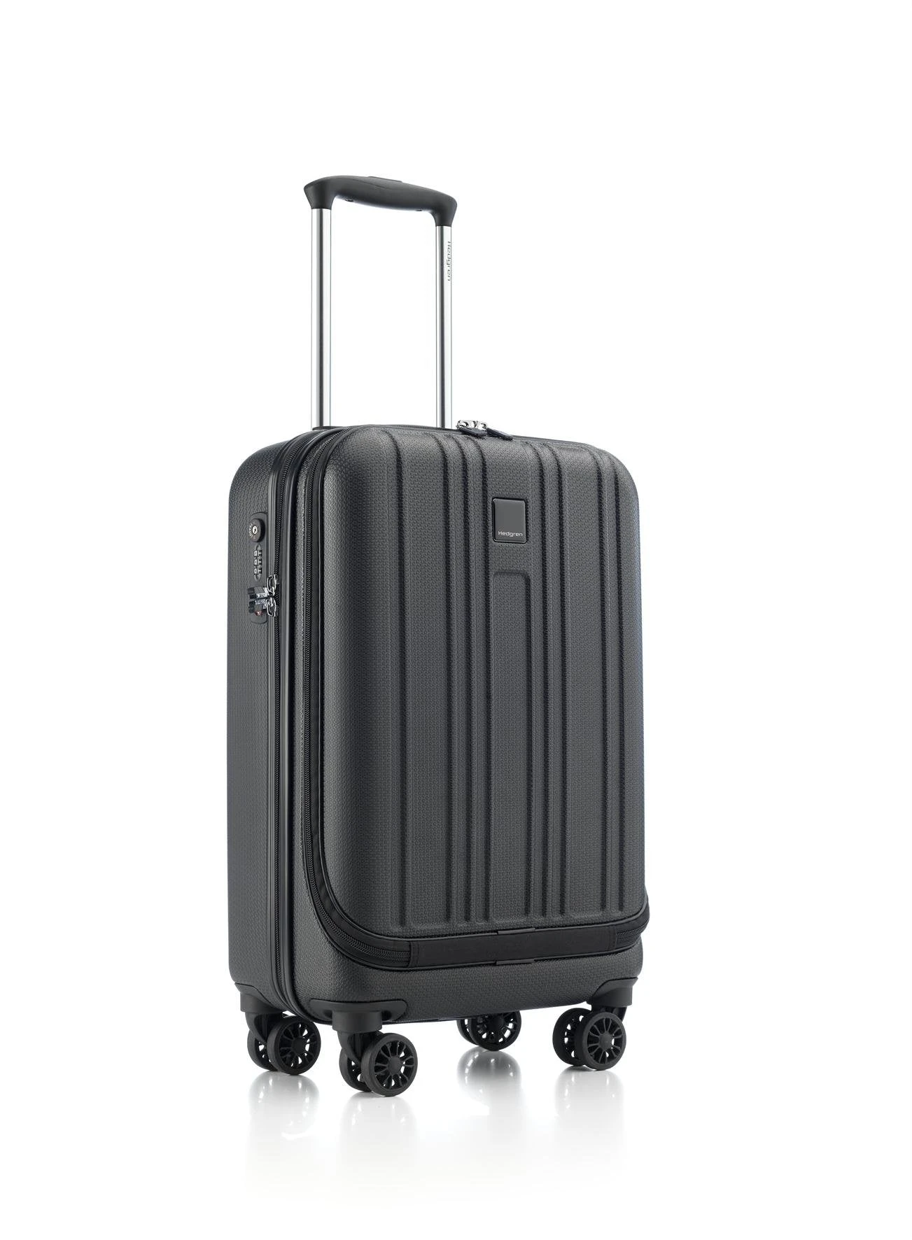 Boarding Small Carry On Luggage 1 Boarding Small Carry On Luggage