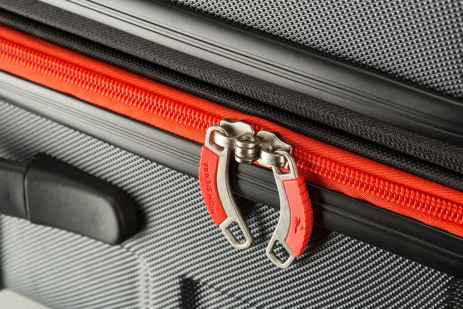 Rocshell 24" Spinner Carry-On Luggage 2 Rocshell 24" Spinner Carry-On Luggage - Image 2