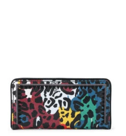 Sakroots Slim Wallet -Selected Fashion Bags Store 6e3be3ed30db05b88acdb67d24c769b332f3a643a87e43916680e25912cb26ec 207d5ac5 b0e0 4765 80ef b4cbc3e24e57