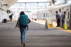 Deuter Aviant Carry On 28 SL -Selected Fashion Bags Store b46e44a83b75daa172550897d419ea0a8fa81d906c5484a9698d5a941dd9999d